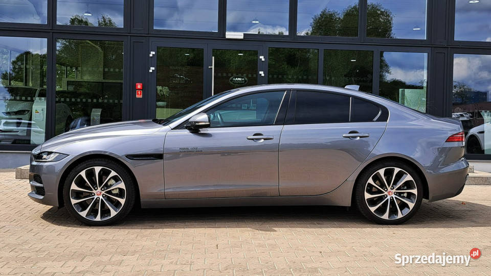 Jaguar XE 20D I4 204 AWD Auto SE 2023 EigerGrey tempomat łódzkie Łódź sprzedam