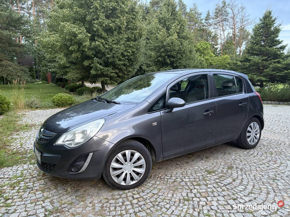 Opel Corsa D 14 benzyna 100 2012 131 mazowieckie Warszawa