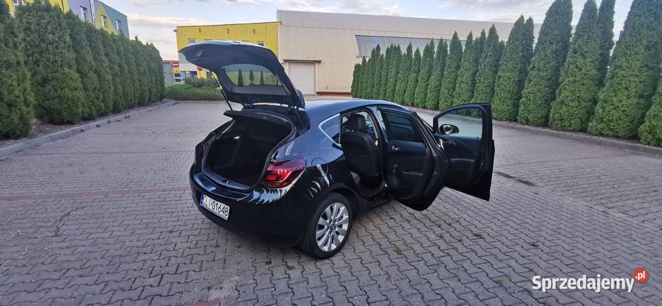 Astra J Cosmo 2011 17 cdti Skępe