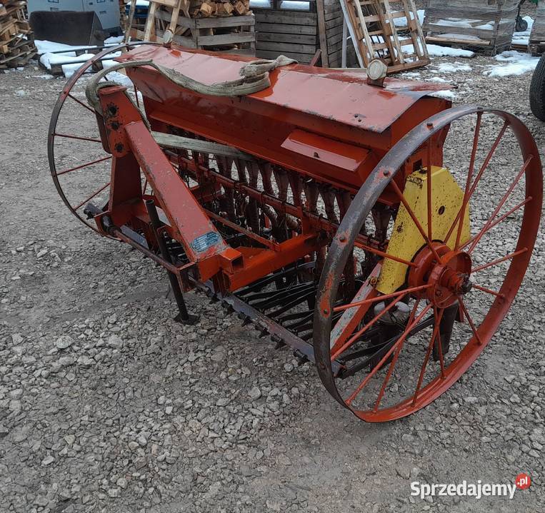 Siewnik 17 lejkowy oryginalny meprozet nieuszkodzony małopolskie Miechów