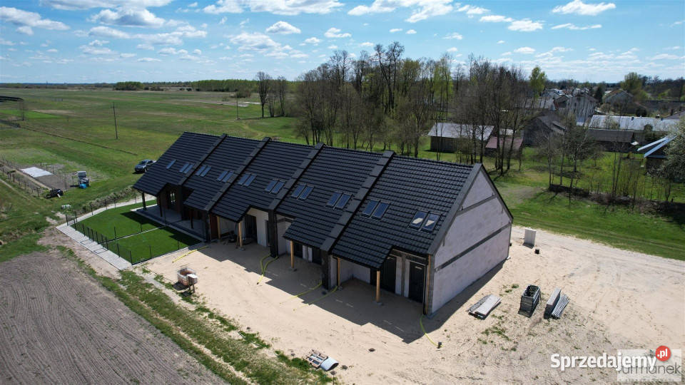 Sprzedaż domu szeregowego Dąbrowica 11971m2 119.71m2