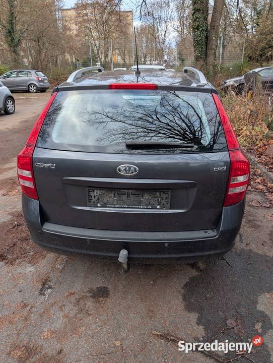 Kia ceed kombi diesel manualna Łosiów