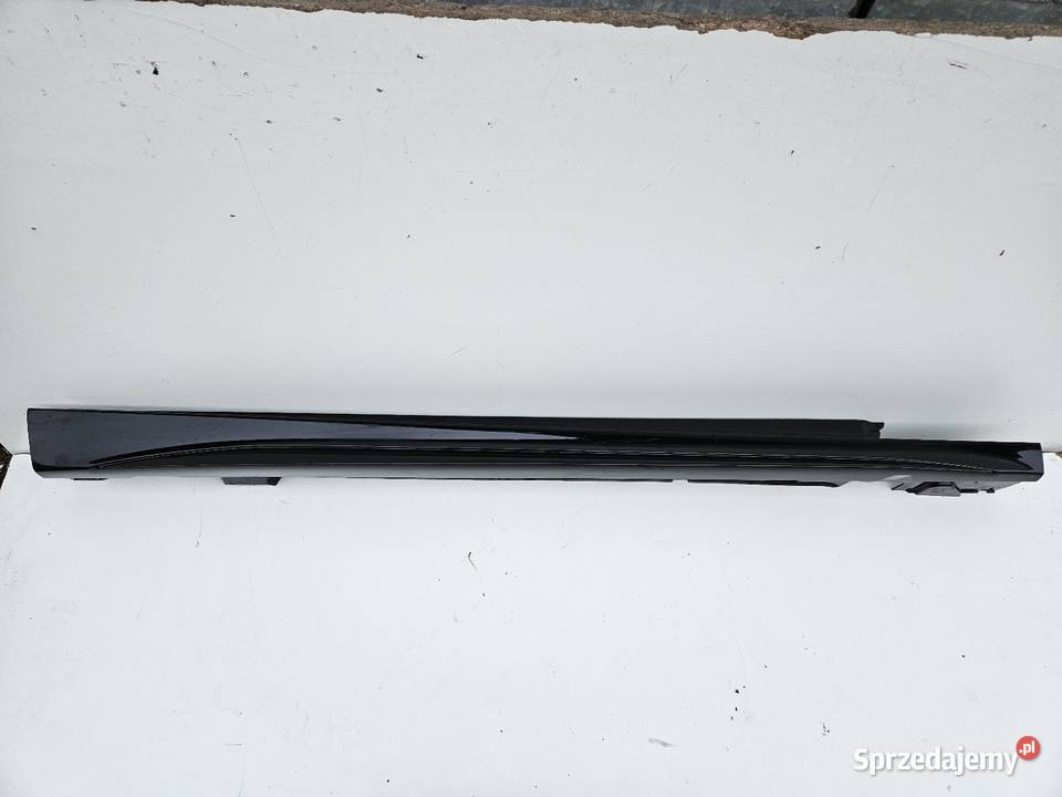 MERCEDES W206 AMG LISTWA PROGOWA PRAWA PRÓG Międzychód sprzedam