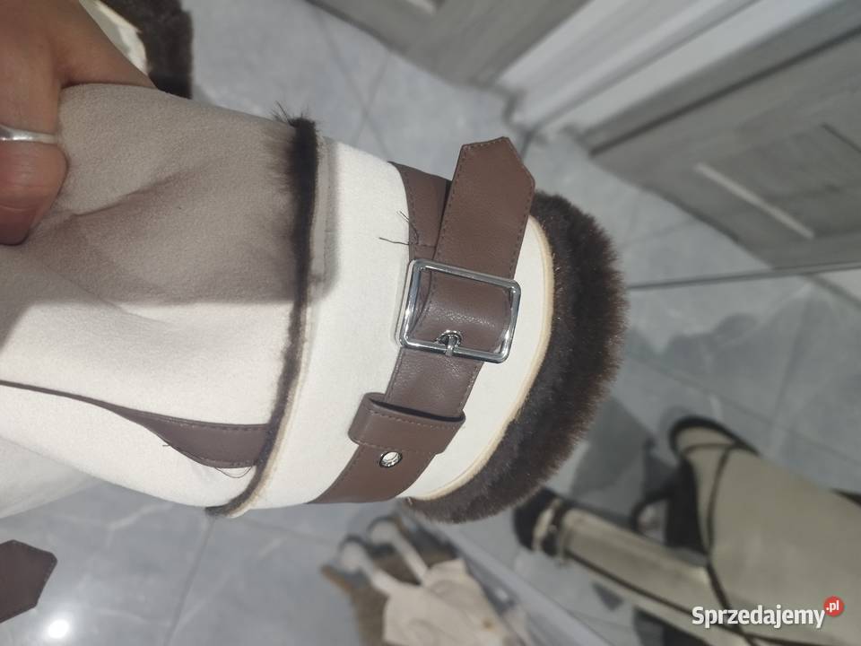 Futerko biało brązowe nowe sm Głogów sprzedam