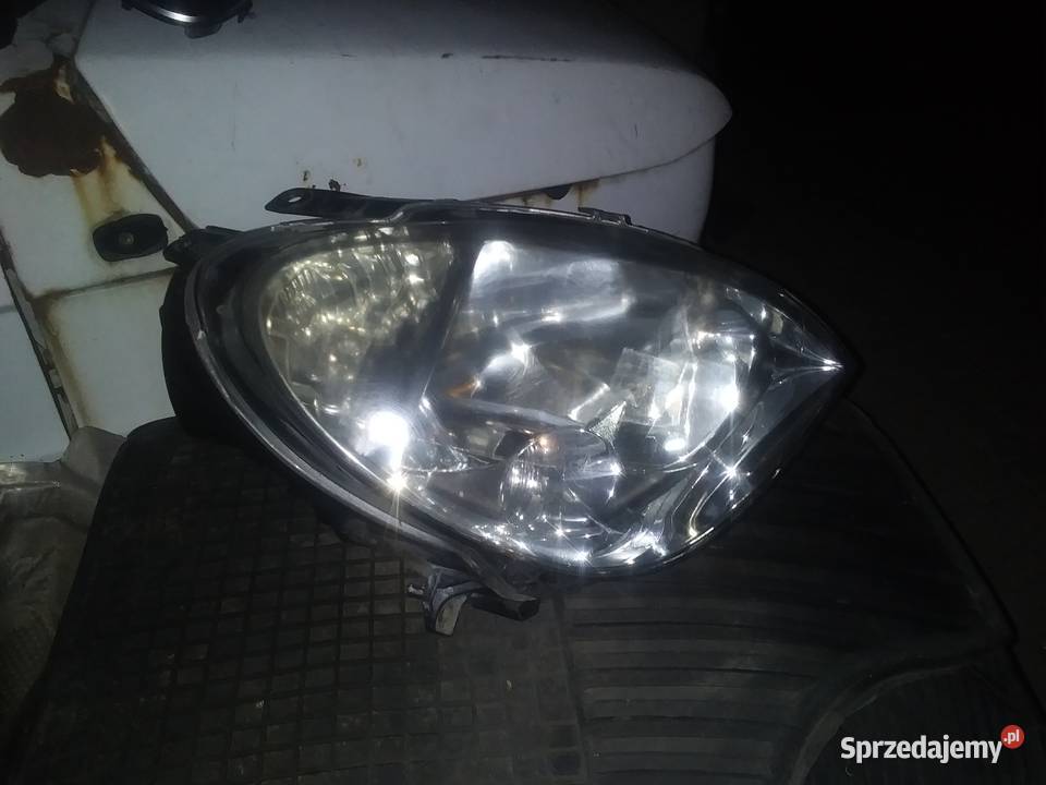 C Xara 2 reflektor przod dolnośląskie Lubin