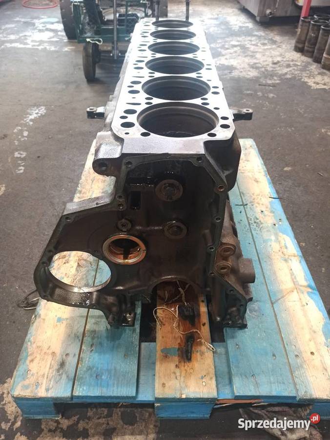 Blok MAN TGA F2000 D2876 Euro 3 Warszawa