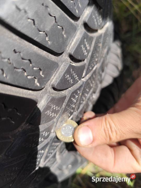 Opona Używana Zimowa 23545R17 Dunlop Sp Winter zima Kraśnik