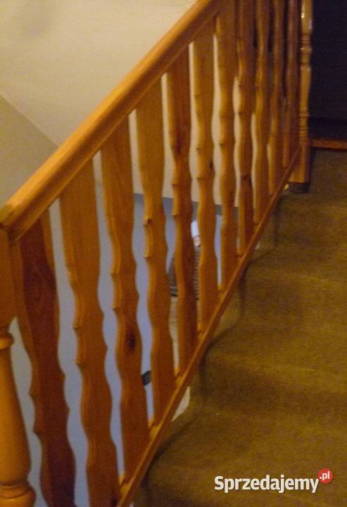 Drewniana balustrada z tralkami Częstochowa