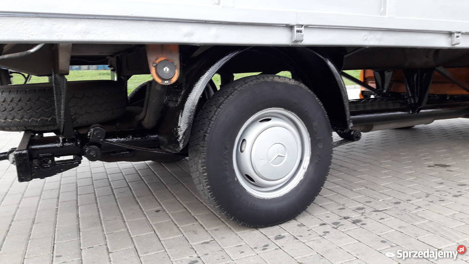 Mercedes mb100 skrzyniowy 237345km Łuków