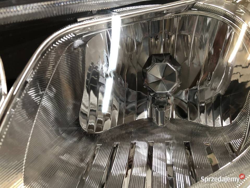 Honda Civic VII sedan 20062008 Reflektor Lampa