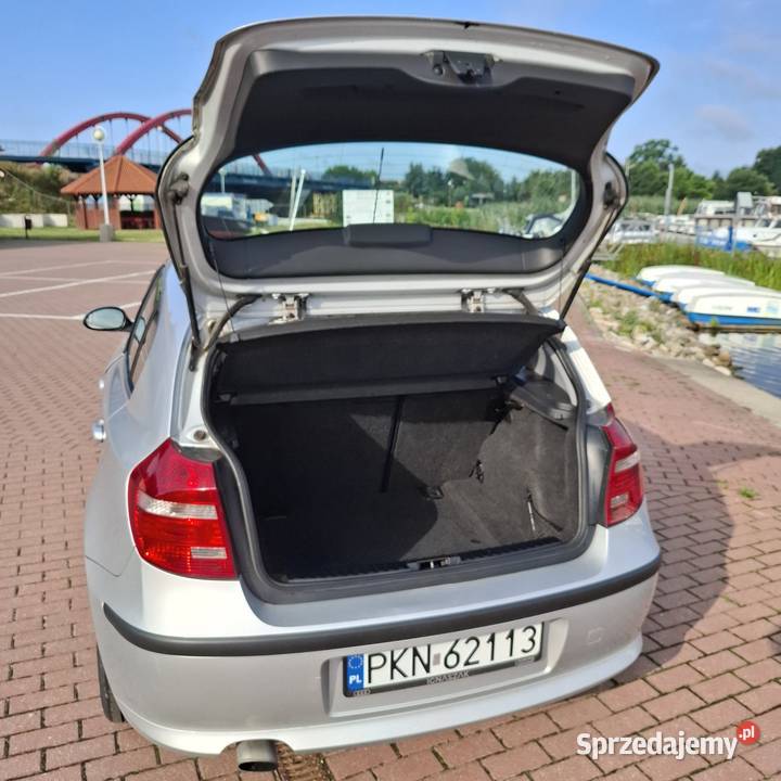 BMW seria 1 E87 2008r srebrny Seria 1 Ślesin