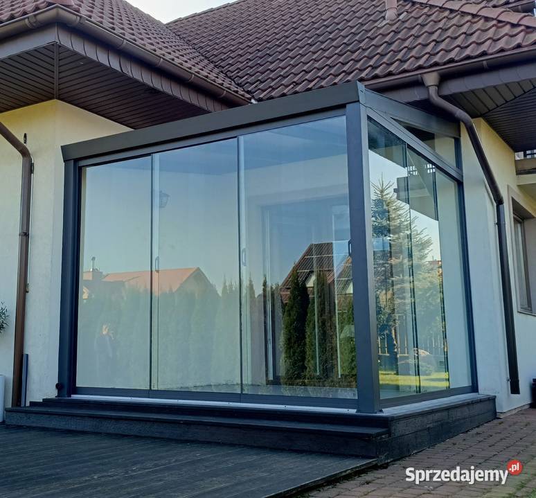 Szklane zadaszenie tarasu ogród letni Poznań