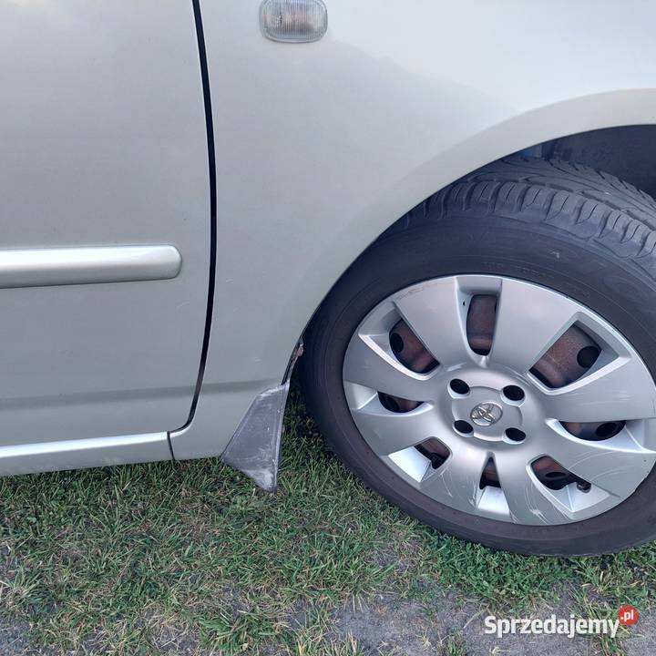 Niezawodna Toyoya Corolla benzyna nieuszkodzony Ryki
