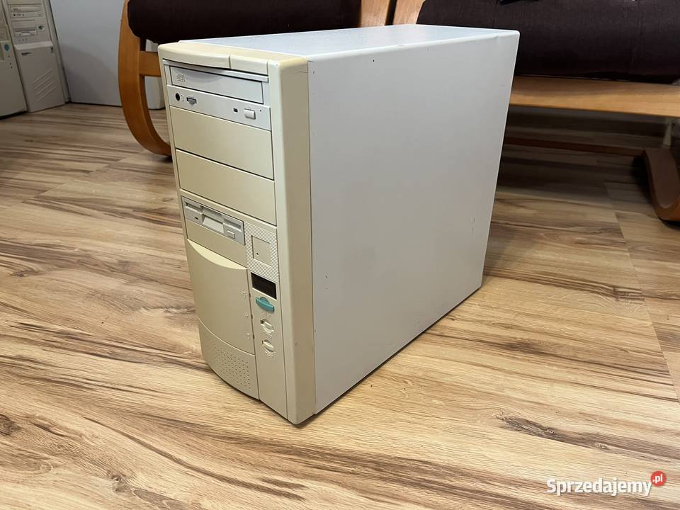 Zabytkowy komputer PC AT Pentium MMX 200MHz Brzana