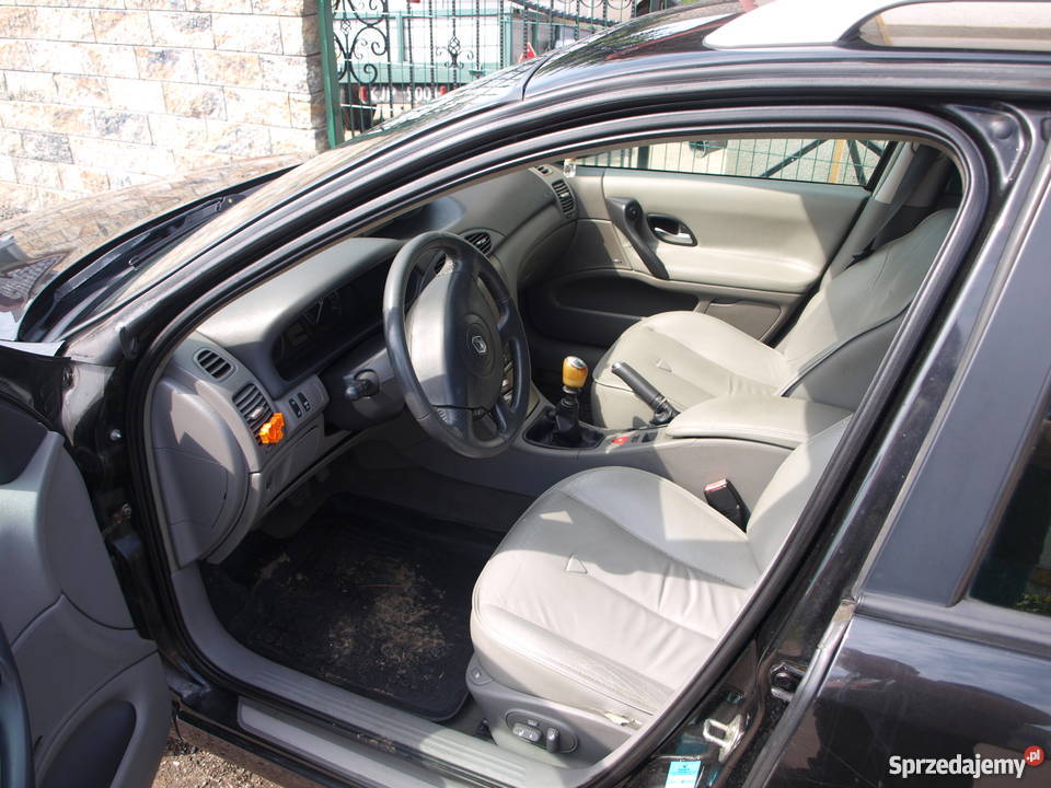 RENAULT LAGUNA 2 NAVI SKORA FULL WYPAS nieuszkodzony Laguna świętokrzyskie