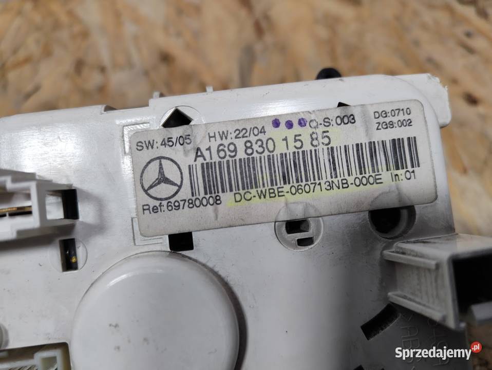 Panel Nawiewu Klimatyzacji Mercedes AKlasa W169 Rok produkcji 2008 Pleszew sprzedam