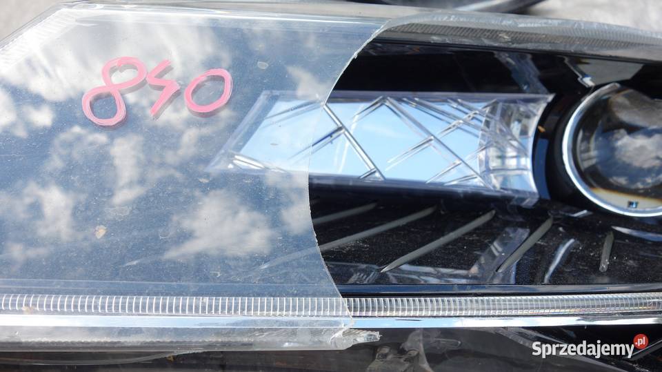 REFLEKTOR LEWY SKODA SUPERB LED XENON Ruda Śląska