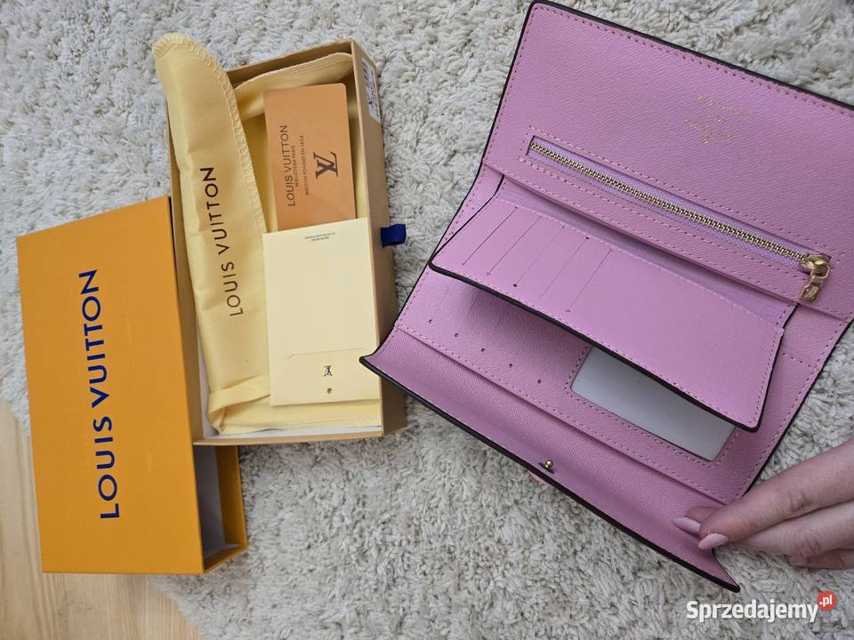 Portfel damski różowy Pozostałe mazowieckie Ząbki