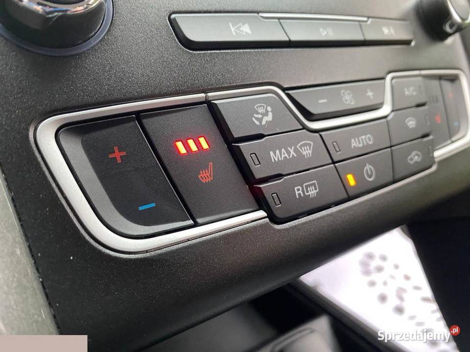 Ford Mondeo 20 EcoBlue Titanium 190 2020r Dragacz