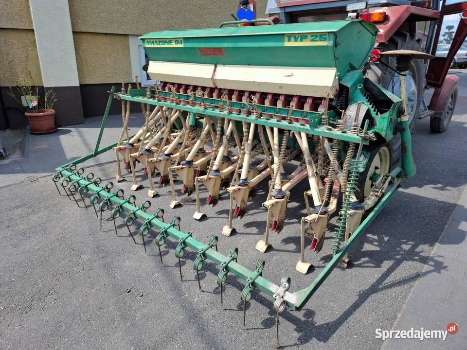 Amazone D4 -- piękny siewnik 3metry  -- od rolnika -- zadbany garażowany ła