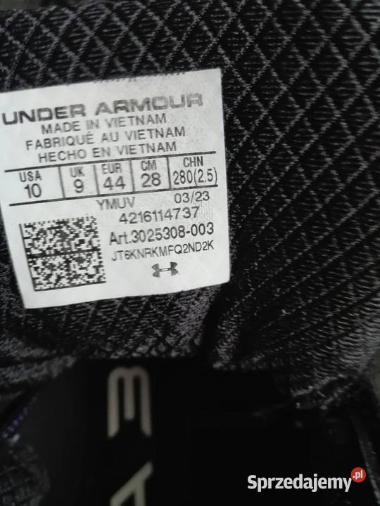sprzedam spodnie zbutami under armour Sportowe