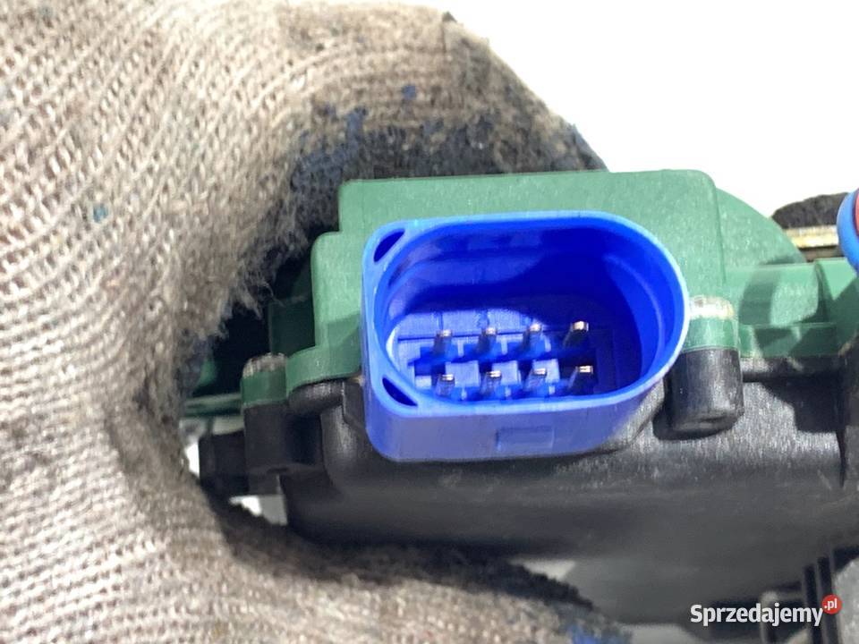 ZAMEK DRZWI PRAWY PRZÓD VW POLO IV 9N Hatchback sprzedam