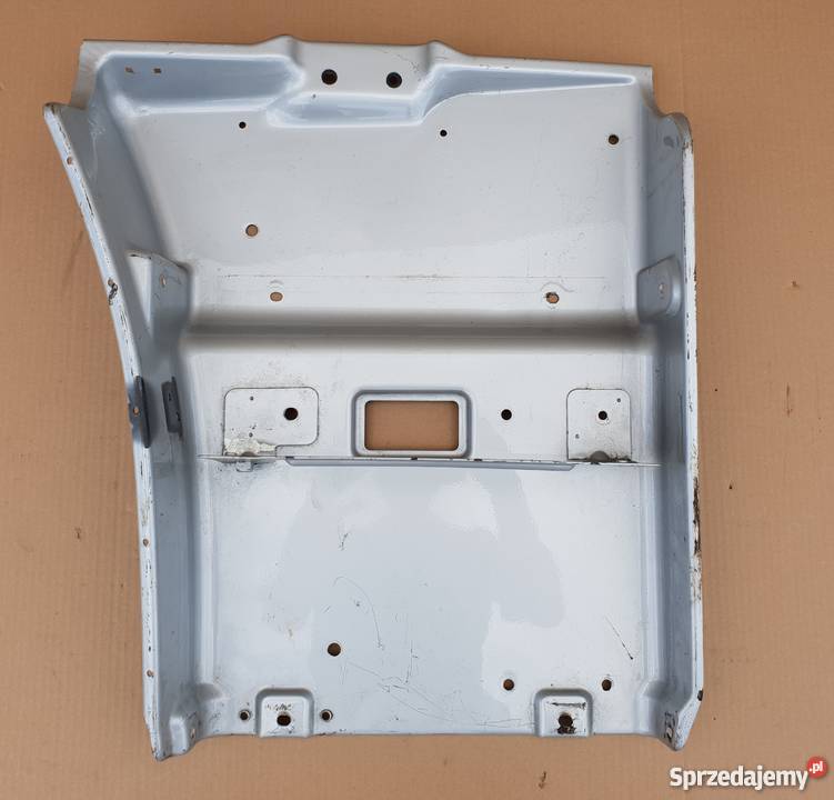 SCANIA STOPIEŃ BLACHA STOPNIA ORYGINAŁ Bieleń sprzedam
