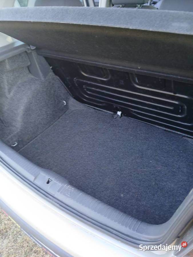 Volkswagen Polo 2007 5 Drzwiowy 1198cm3 Zagrodno