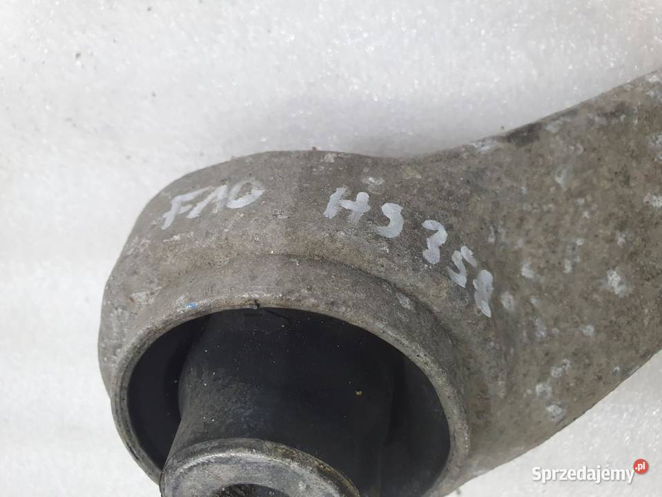 WAHACZ DRĄZEK PRAWY TYŁ BMW F10 6082T6