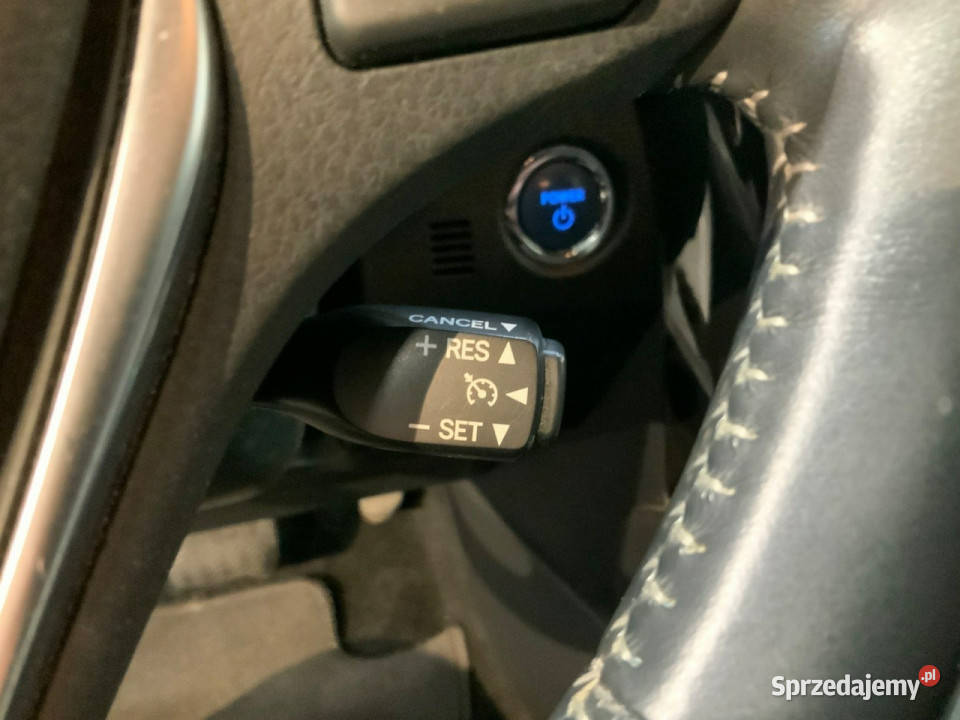 Toyota Auris II 2012 1800cm3 Auris Sadlno