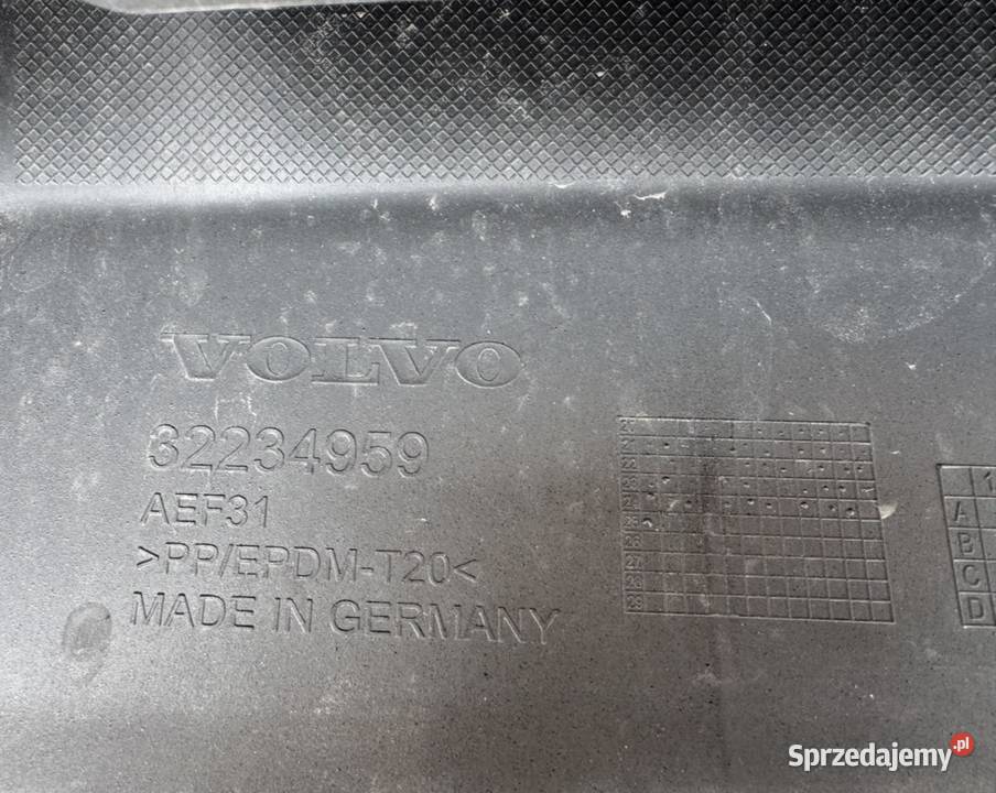 Środkowa kratka zderzaka przód Volvo xc60 II 2 Rok produkcji 2025