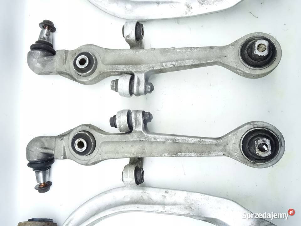 AUDI A8 D2 9902 33 TDI WAHACZ DOLNY osobowe Przemęt
