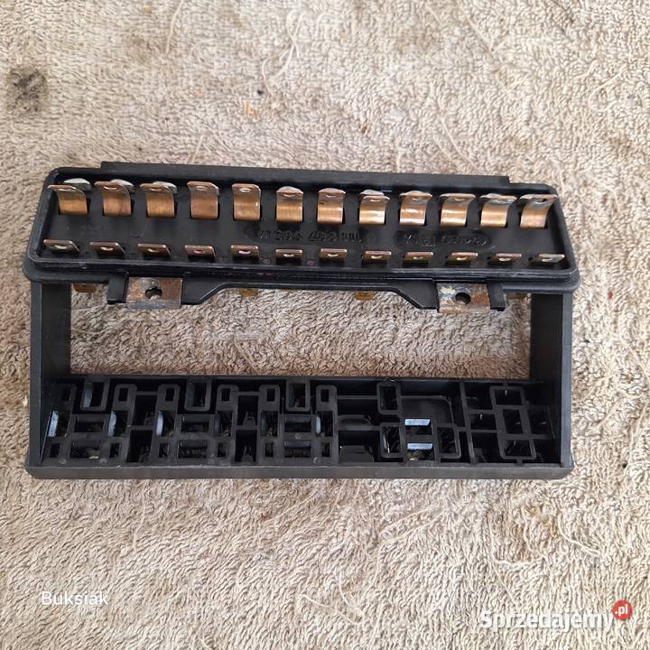 VW Garbus skrzynka bezpieczników na 12 bezp Gołków