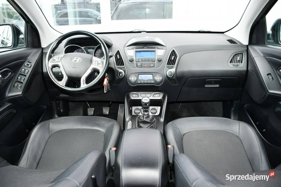 Hyundai ix35 17 CRDi 100 bezwypadkowy nieuszkodzony sprzedam