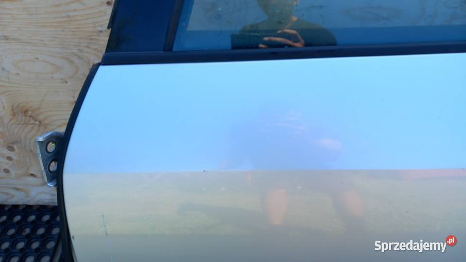 PEUGEOT 407 KOMBI DRZWI TYŁ LEWY EZRC Zbierkowo