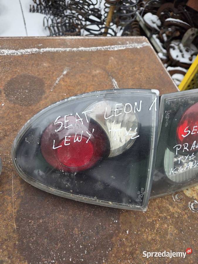 Tylne lampy seat Leon 1 Łagów