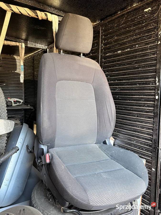 Fotel do auta mazda 6 osobowe Gliwice