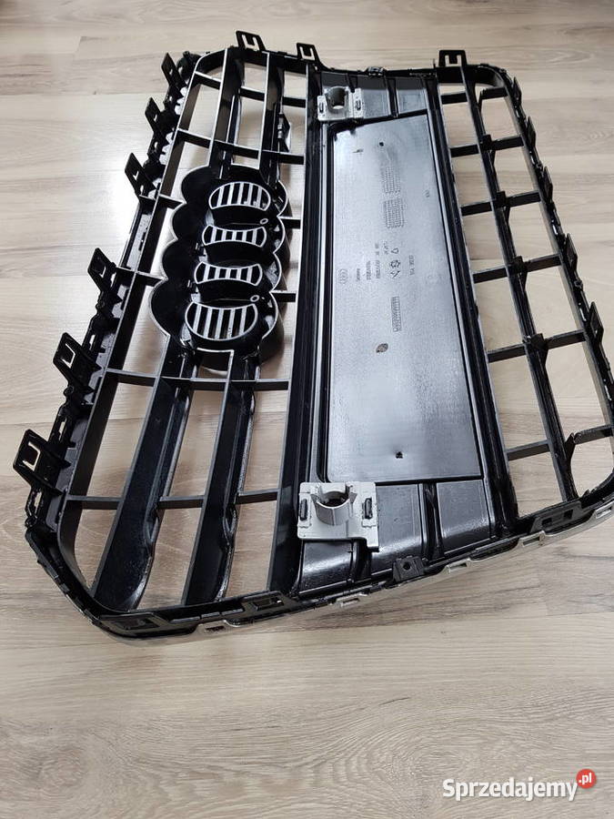 Grill atrapa Grill Audi A5 lift 8T0853651G