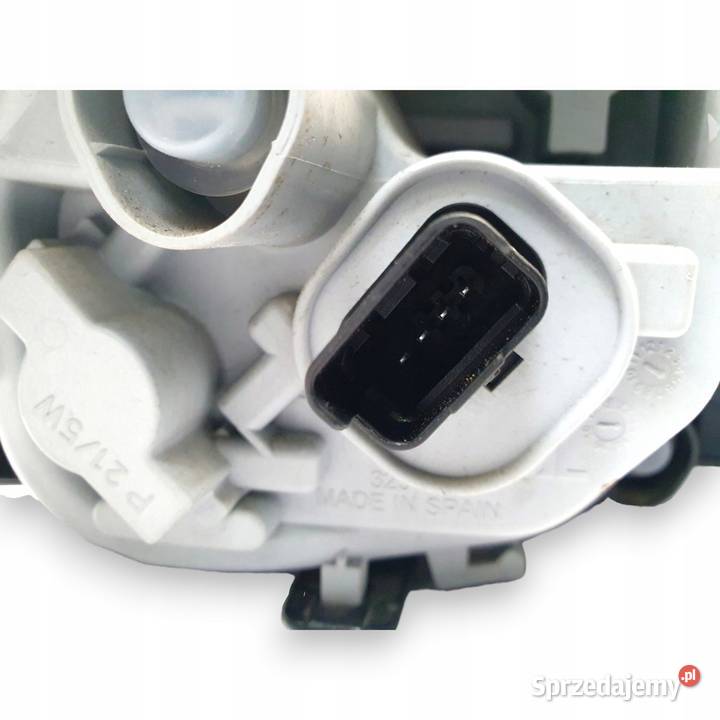 LAMPA PRAWA Renault Captur I tylna tylnia prawy lubelskie Chełm sprzedam
