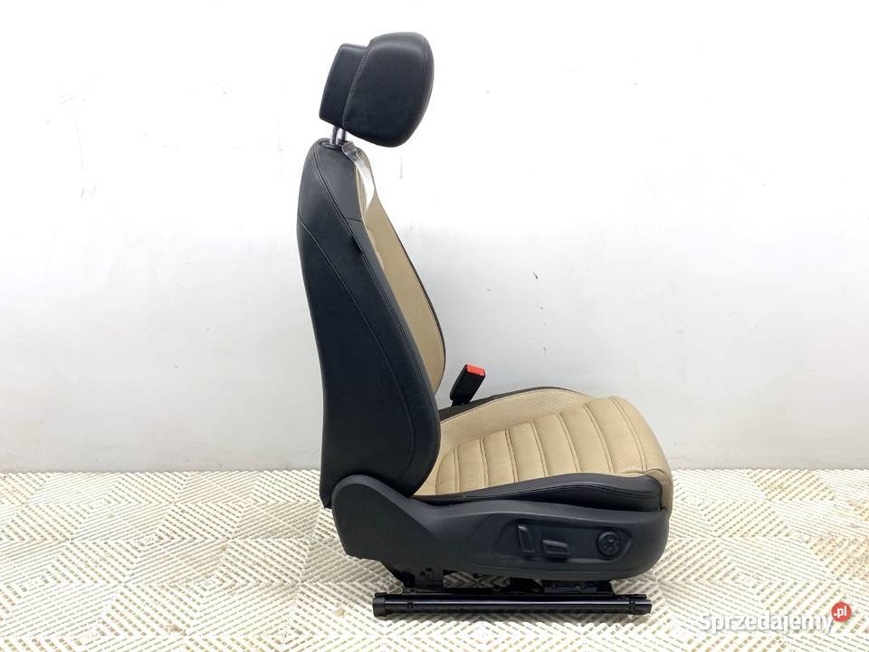 FOTEL PRAWY PRZÓD VW CC B7 SportowyCoupe 1116 Wyposażenie wnętrza