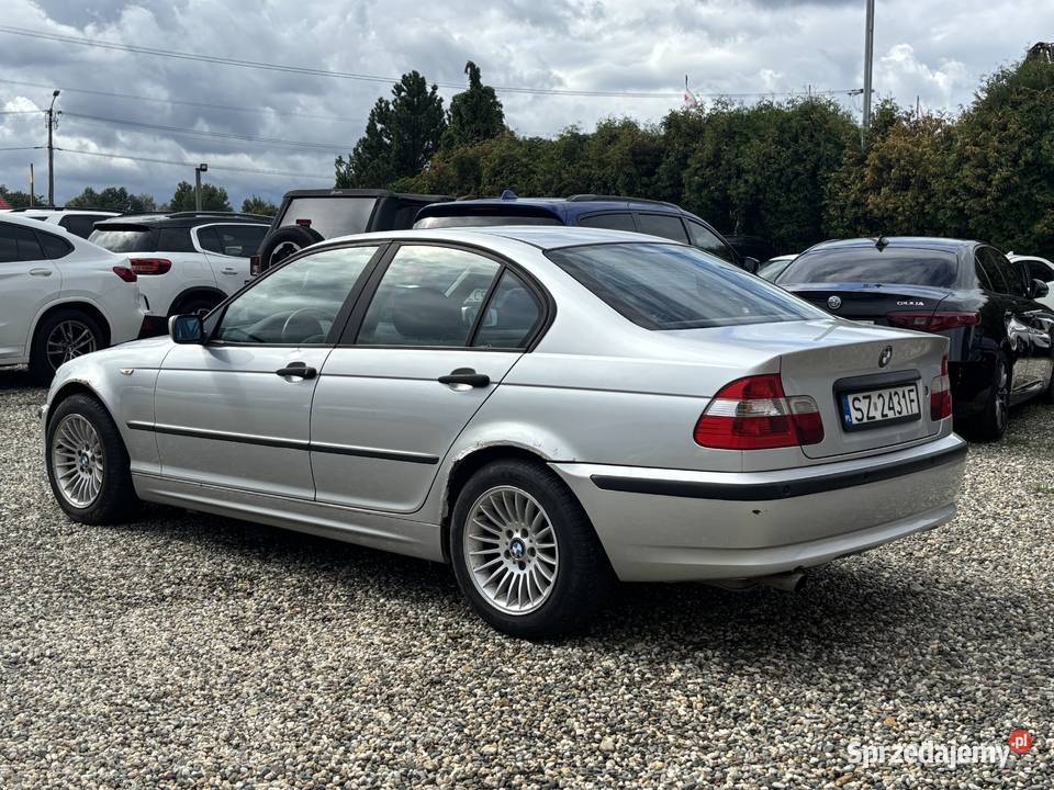 BMW 318i z 2003r Zarejestrowany w Polsce Paniówki sprzedam