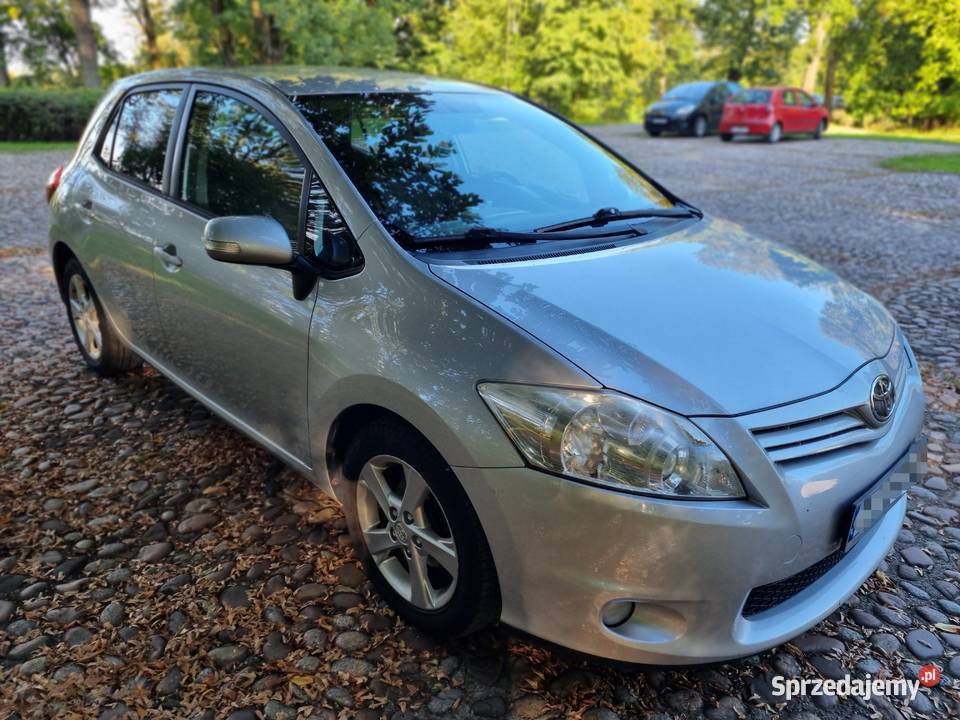 Toyota Auris 16 Valvematic 13297KW 1600cm3 Brzesko sprzedam