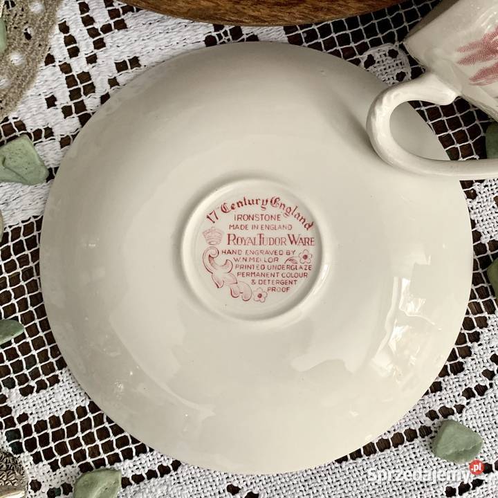 Filiżanki Royal Tudor Ware różowa porcelana Myszków