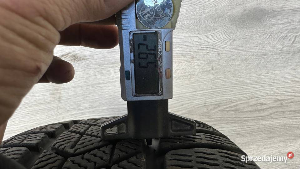 Opona zimowa Pirelli Winter SottoZero 3 22560R18 całoroczne