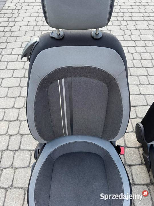 Fotele Fiat Grande i Punto 3D osobowe Kończyce Małe