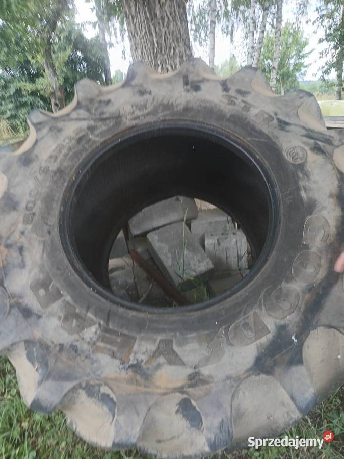 Sprzedam oponę do kombajn Nowe Miasto Lubawskie