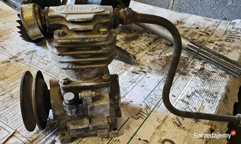 Sprzedam sprężarke do Ursusa C330 w stanie Skierniewice sprzedam