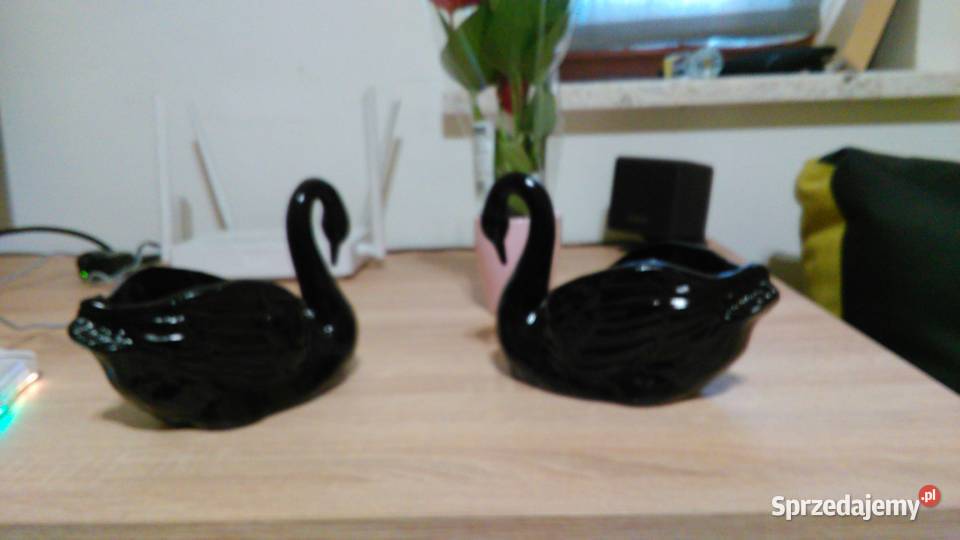Czarne ceramiczne Łabędzie Kęty