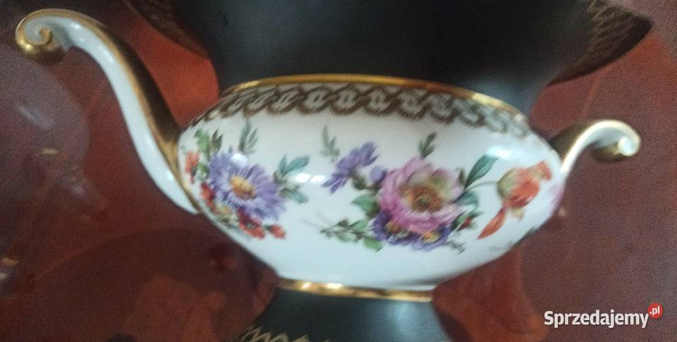 Amfora Patera na stopie R W Bavaria Gdańsk