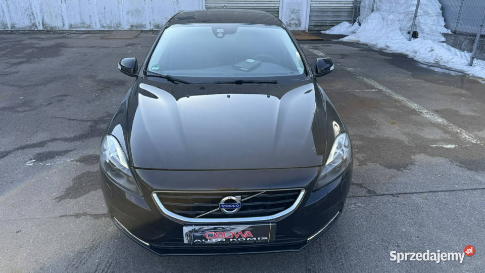 Volvo V40 20d3 150 automat ledy bi xenon Navi kamera cofania